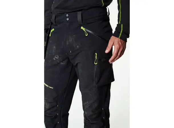 Helly Hansen Magni Work Pant Arbeidsbukse med holdbarhet og komfort 